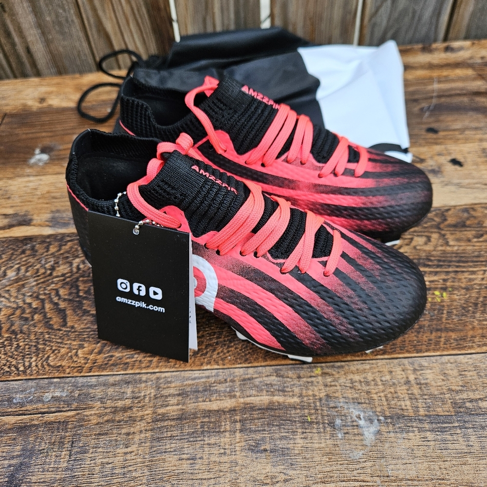 Kids' Black & Pink Soccer Cleats - Lightweight Youth Football Boots Size 11C - Picture 4 of 16